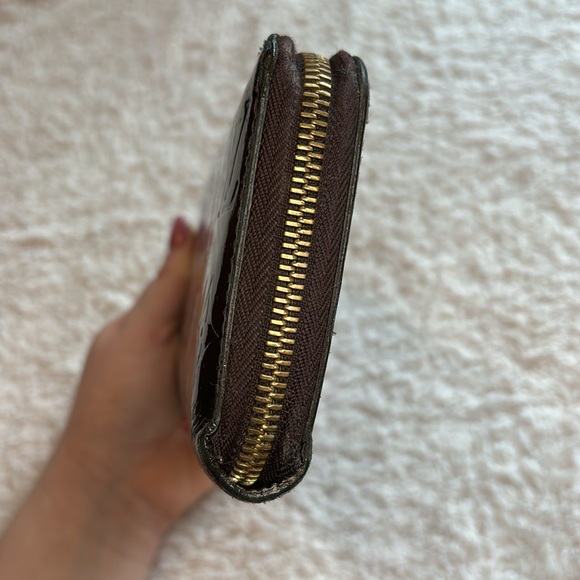 SALE🛍️ Louis Vuitton Vernis Zippy Wallet - Picture 7 of 11